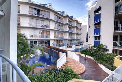 Rolling Surf Resort - Accommodation VIC