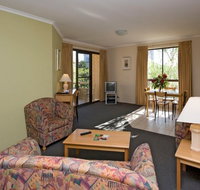 Kingston Court Serviced Apartments - Accommodation VIC