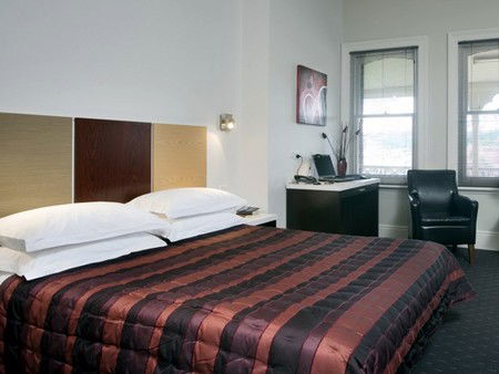 Auldington - Accommodation VIC 3