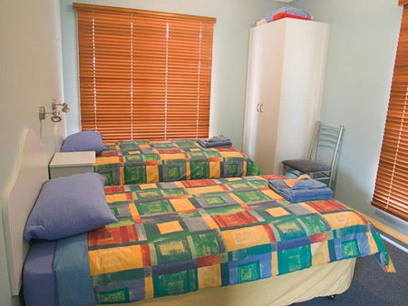 Strahan Bungalows - Accommodation VIC 3
