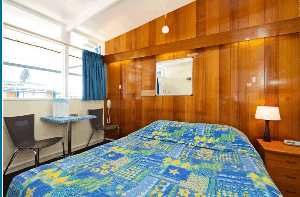 Riverfront Motel  Villas - Accommodation VIC