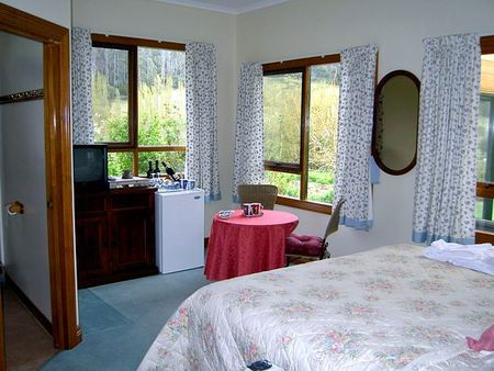 Hamlet Downs Country Accommodation - Accommodation VIC 1