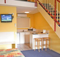 Coastal Motel - Accommodation VIC