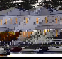 Oscars Waterfront Boutique Hotel - Accommodation VIC