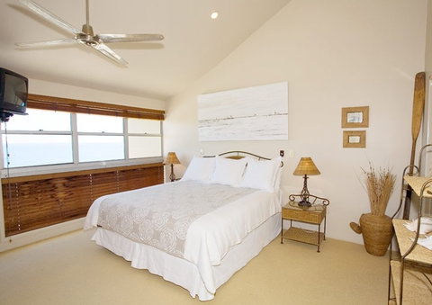 Andari Luxury Apartments - Accommodation VIC 4