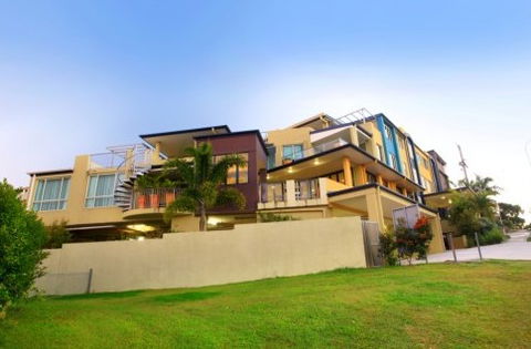 Caloundra Central Apartment Hotel - Accommodation VIC 0