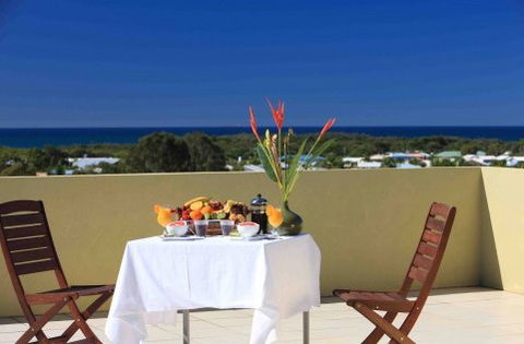 Caloundra Central Apartment Hotel - Accommodation VIC 2