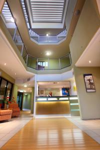 Caloundra Central Apartment Hotel - Accommodation VIC 4