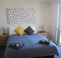 Cliff House Beachfront Villas - Accommodation VIC