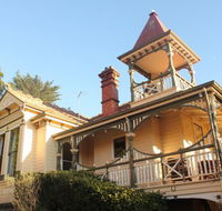 The Turret House - Accommodation VIC