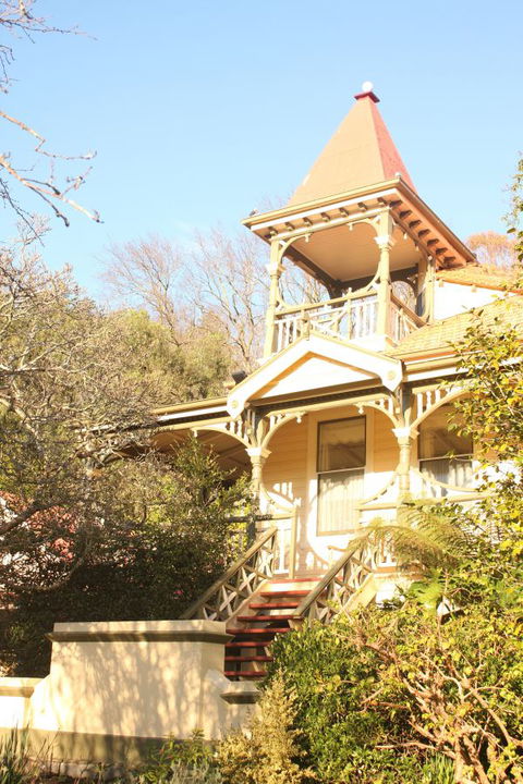The Turret House - Accommodation VIC 1