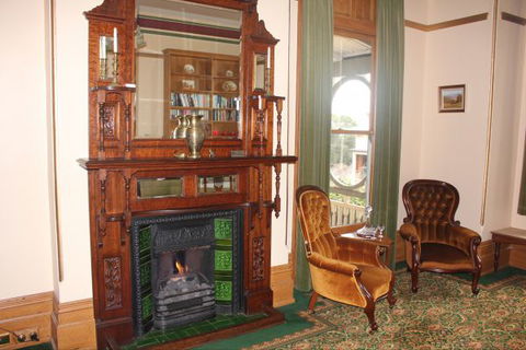 The Turret House - Accommodation VIC 7
