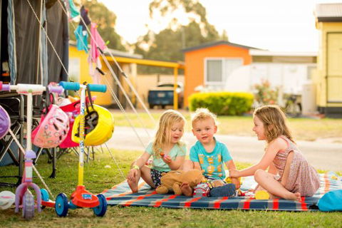 BIG4 Traralgon Park Lane Holiday Park - Accommodation VIC 3