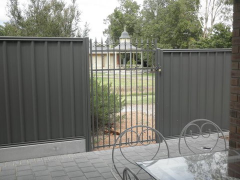 C&C's Bed And Breakfast - Accommodation VIC 10