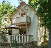 Aldgate Creek Cottage Bed and Breakfast - Accommodation VIC