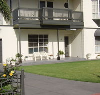 Glenelg Sea-Breeze BB - Accommodation VIC