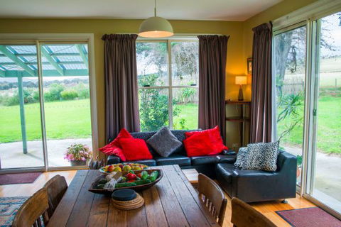 Baileys Lane - Accommodation VIC 6