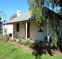 Cameron's Cottage - Accommodation VIC