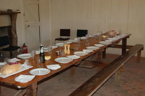 Chowilla Station Shearer's Quarters Accommodation - Accommodation VIC 2