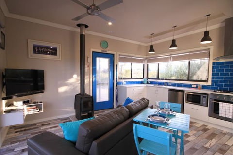 Coorong Cabins - Accommodation VIC 4