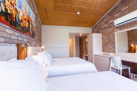 Farnham Court Motel - Accommodation VIC 2