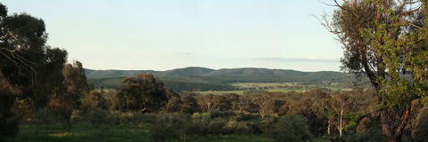 Guy's Cross Farm Cottage - Accommodation VIC 1