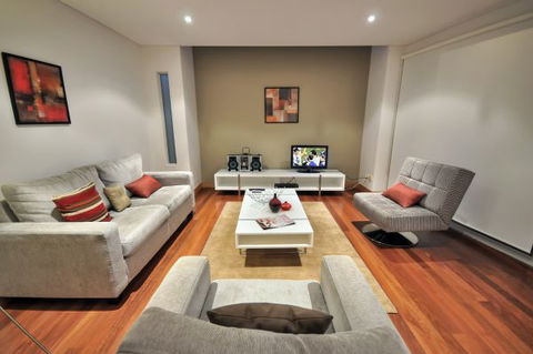 La Loft Apartments - Accommodation VIC 3