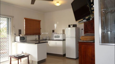 La Solana Holiday Apartments  - Mackay - Accommodation VIC 5