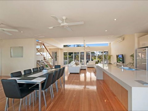 Limelight - Accommodation VIC 3