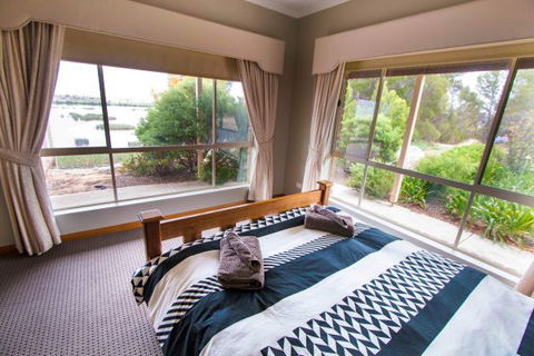 Limestone Ridge - Holiday House - Accommodation VIC 4