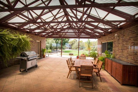 Limestone Ridge - Holiday House - Accommodation VIC 5