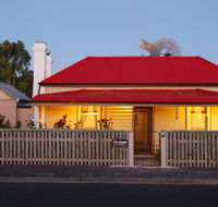 Shurdingtons Cottage - Accommodation VIC