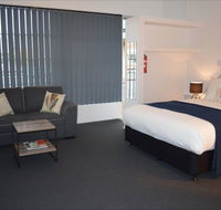 Penguin Seaside Motel - Accommodation VIC