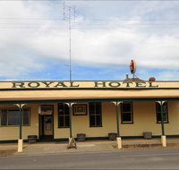 Royal Hotel Snake Valley - Accommodation VIC