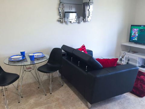 Studio 18 - Accommodation VIC 2