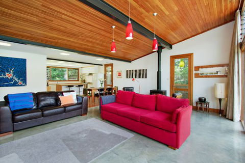 Tabaraga Ridge Eco House - Accommodation VIC 1