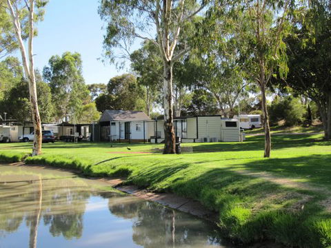 Westbrook Park - Accommodation VIC 3
