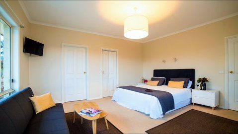 Wild Dog Rise - Accommodation VIC 3