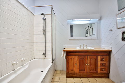 Borrowdale - Accommodation VIC 5