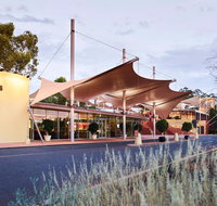 Desert Gardens Hotel - Accommodation VIC