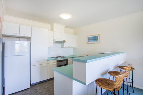 Fathoms 6 - Accommodation VIC 3