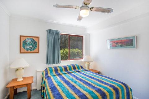 Fathoms 6 - Accommodation VIC 5