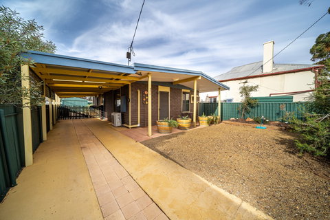 Flinders Ranges Bed And Breakfast - Accommodation VIC 9