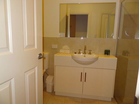 Hahndorf Oak Tree Cottages - Accommodation VIC 9