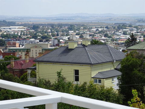 Highbury Apartments - Accommodation VIC 3