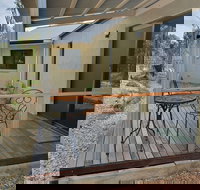 Huntly Lodge - Accommodation VIC