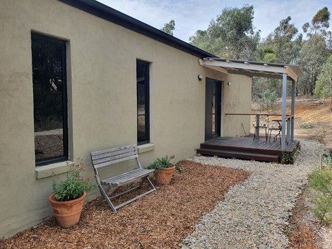 Huntly Lodge - Accommodation VIC 1