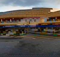 Royal Hotel Dungog - Accommodation VIC