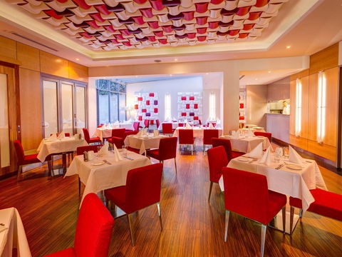 Mantra Charles Hotel - Accommodation VIC 1