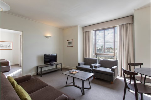 Mantra On Jolimont - Accommodation VIC 3